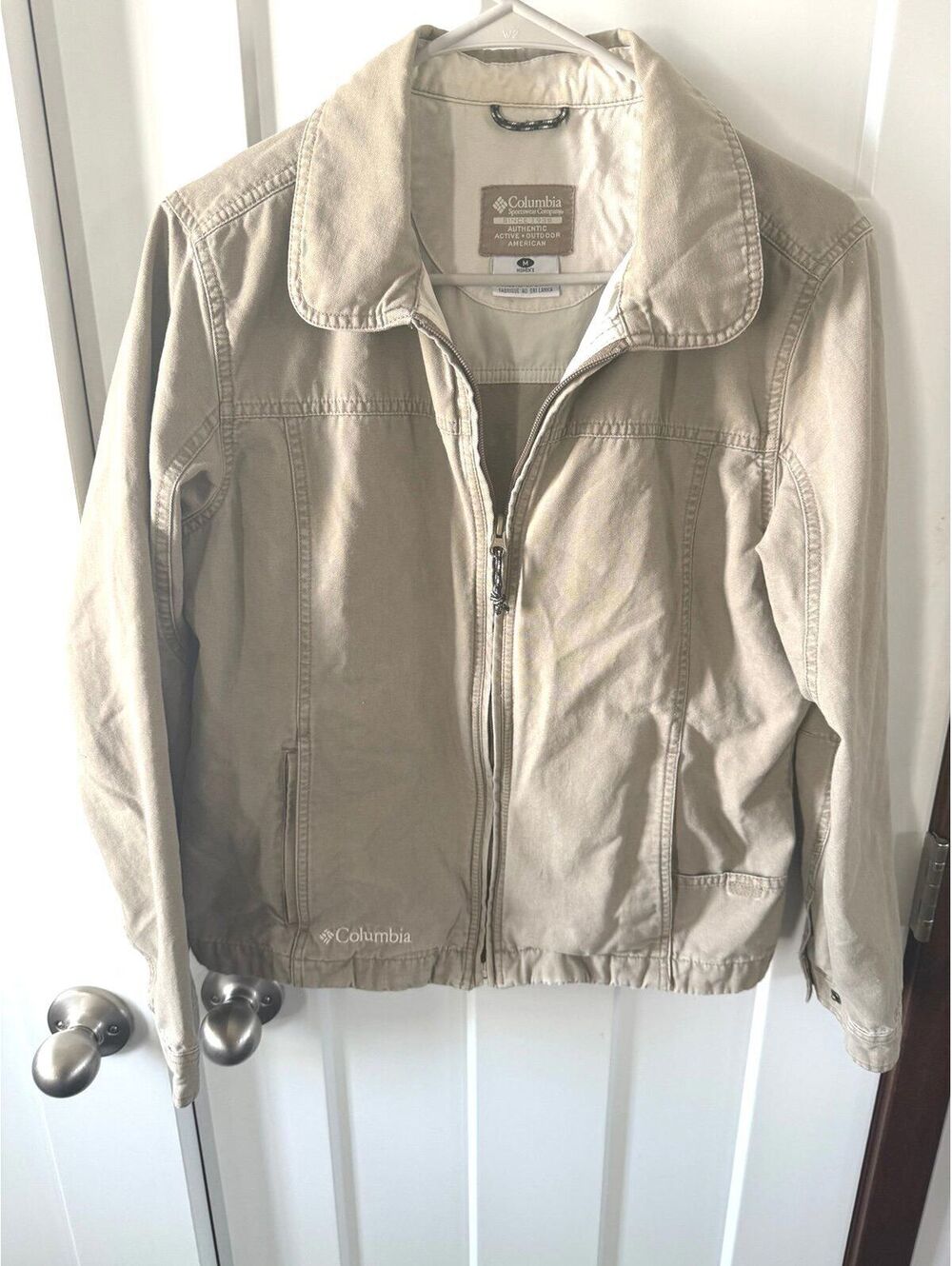Columbia active outdoor coat in tan and cream size medium zip up hiking